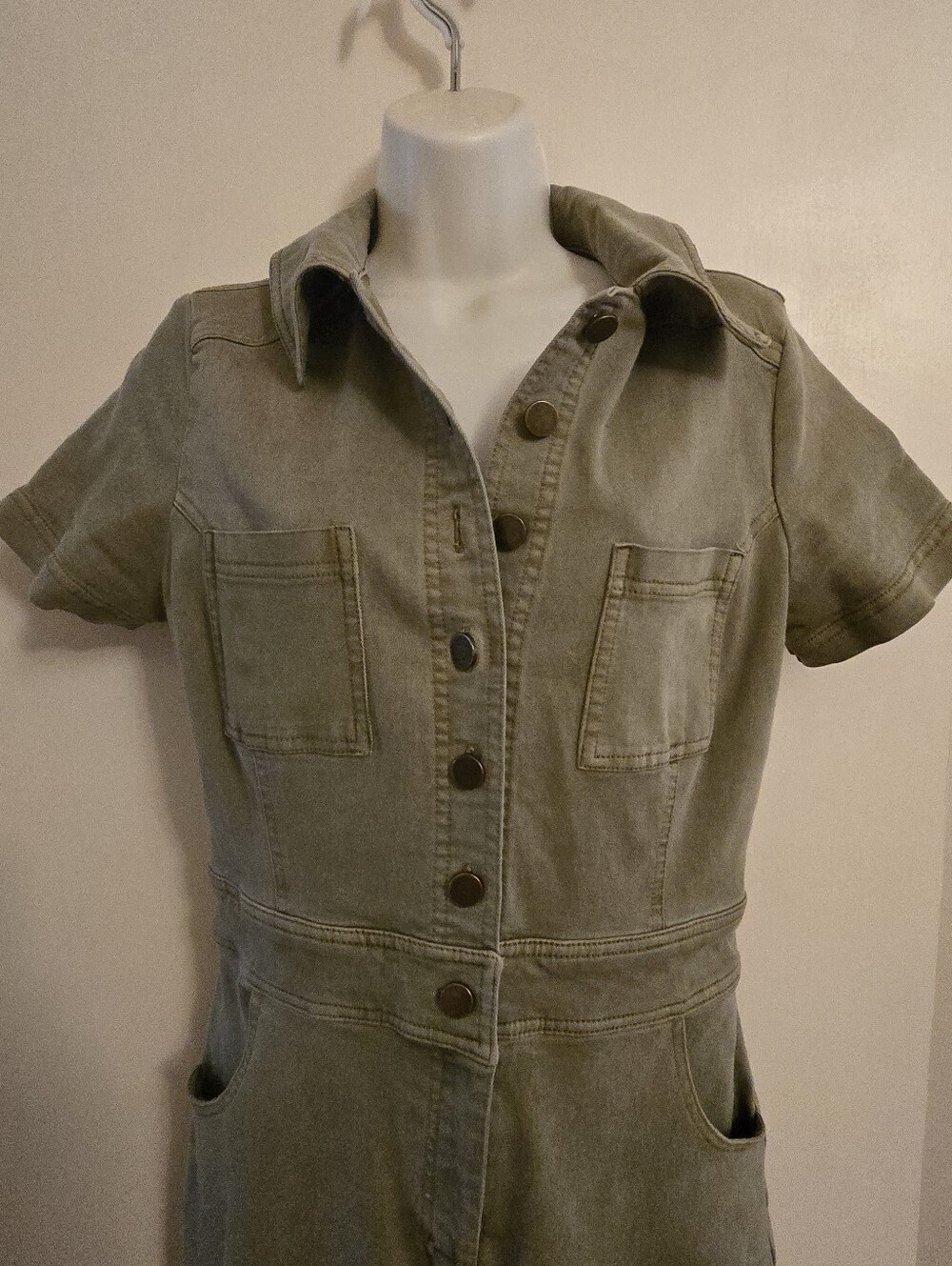 Urban Outfitters Sage Green Utility Jumpsuit Size Medium Wide Leg - Picture 4 of 9